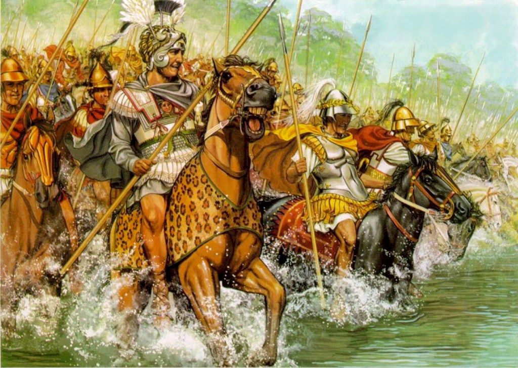 Illustration moderne de la charge de cavalerie au Granique : Alexandre casqué, monté sur un cheval couvert d'une peau de léopard, franchit le fleuve à la tête des Compagnons, lances levées